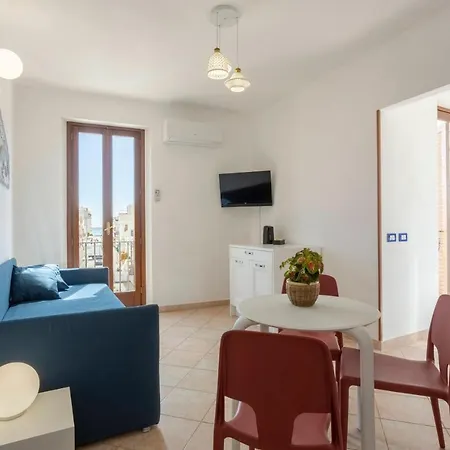 Poseidon Apartment *