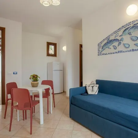 Poseidon Apartment *